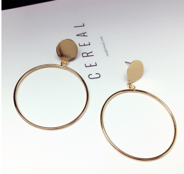 Simple circle earrings fashion wild smooth circle earrings Europe and the United States explosion models earrings exaggerated ear jewelry