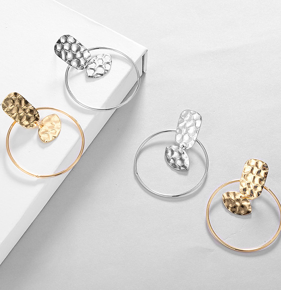 Fashion trend earrings