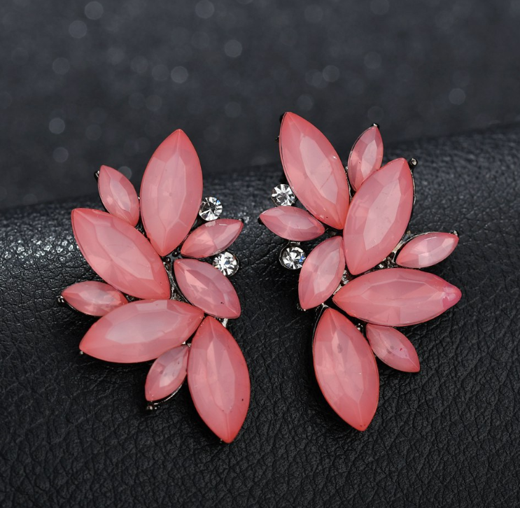 Beautiful exaggerated rhinestone earrings earrings female temperament long earrings ear jewelry