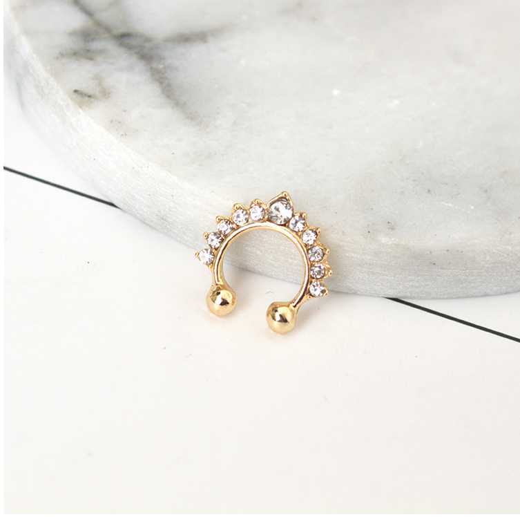 Europe and the United States high-grade zircon crystal fake nose ring female C pole fake nose nail puncture jewelry nose