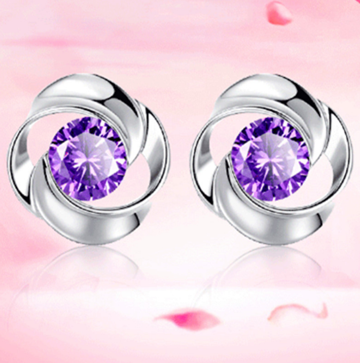 Four-leaf clover rose earrings