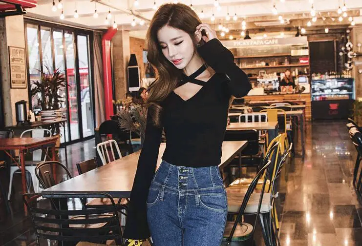 Autumn sexy hanging neck V-neck cross ladies off-the-shoulder trumpet sleeves shirt T-shirt