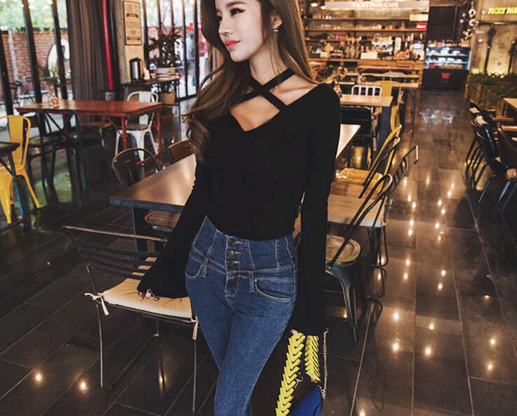 Autumn sexy hanging neck V-neck cross ladies off-the-shoulder trumpet sleeves shirt T-shirt