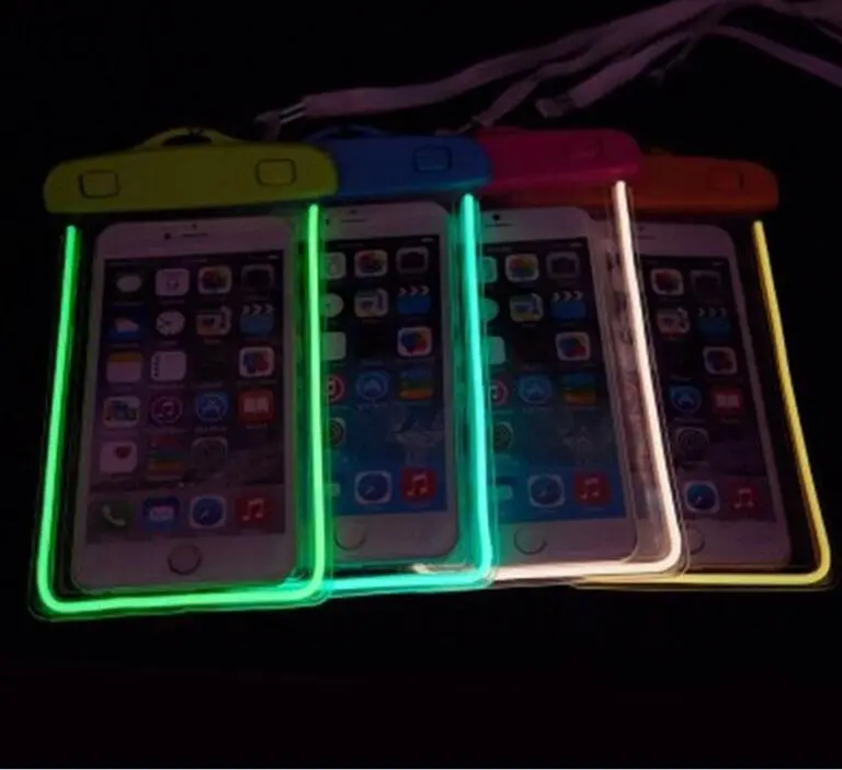 Waterproof Smartphone Pouch – image 5