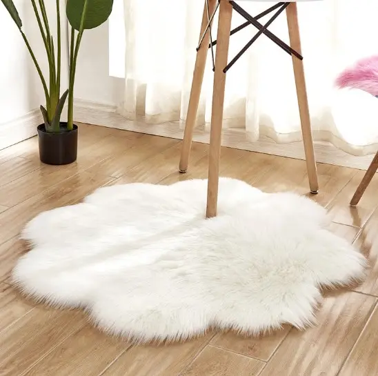 Artificial Woolen Carpet Rug Floral Shape Sheepskin