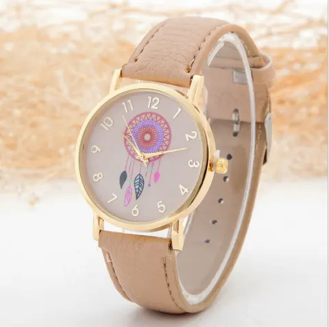 New Balloon Decorative Dial Ladies Watch a Large Number