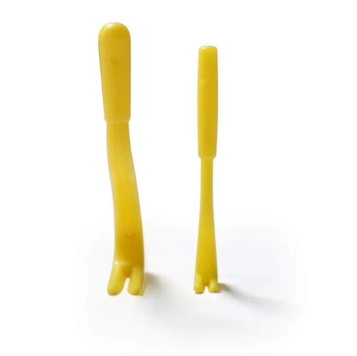 Pets in addition to scorpion clips to catch flea clips - Yellow
