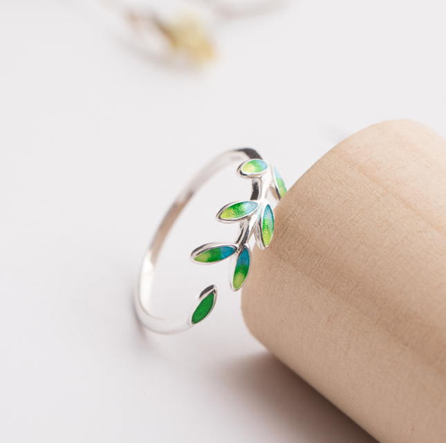 S925 sterling silver green leaves drop oil index finger ring female atmosphere Sen system opening handmade creative gift silver ring