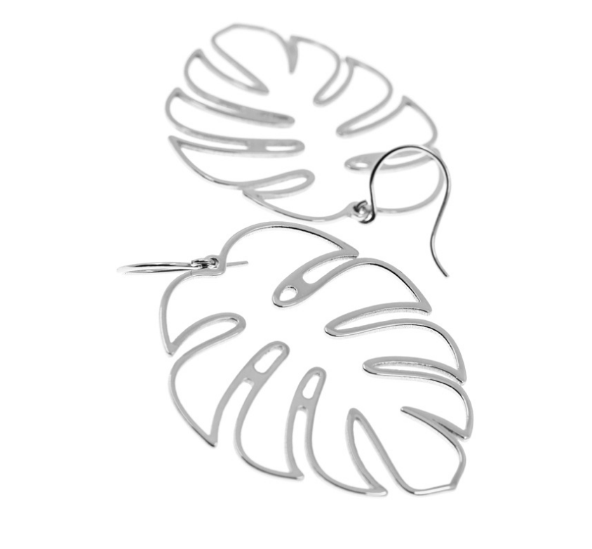 Glossy bohemian earrings with leaves