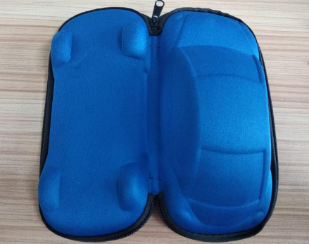 Car zipper box