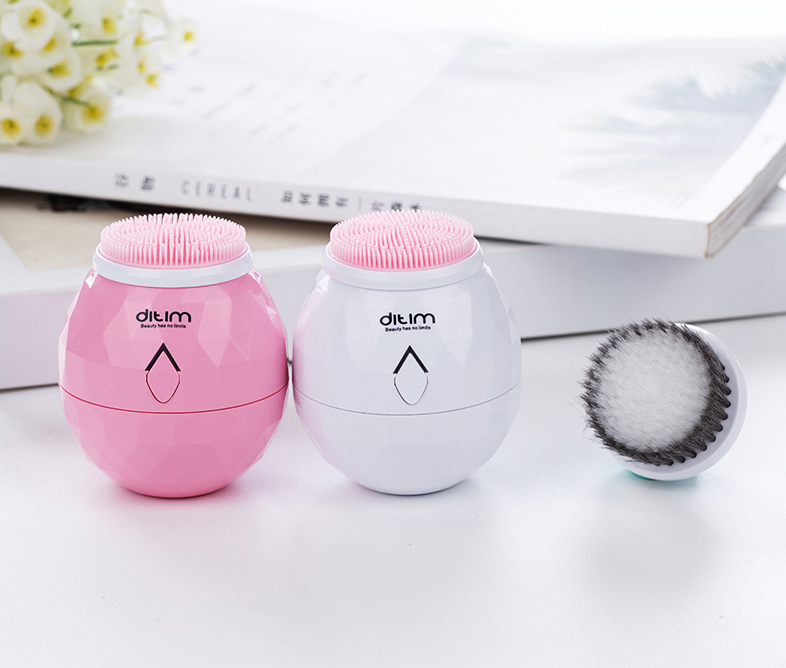 Cleansing instrument wash brush