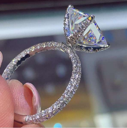Europe And The United States, Eight Hearts And Eight Arrows Super Square Zircon Ring Female