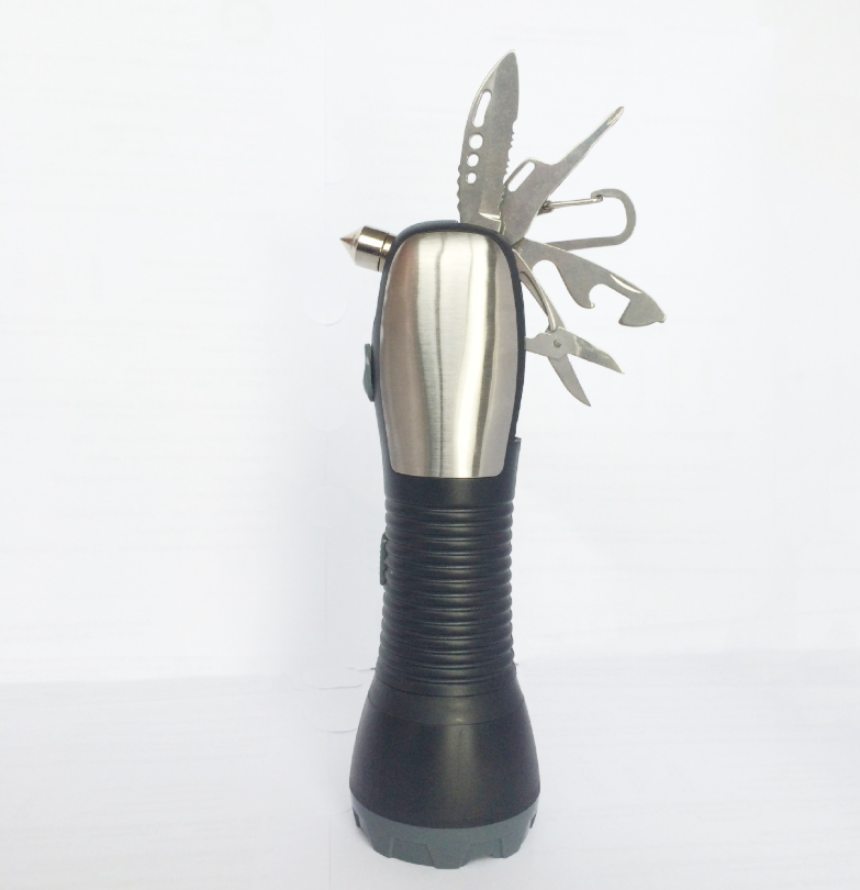 Practical multi-function flashlight