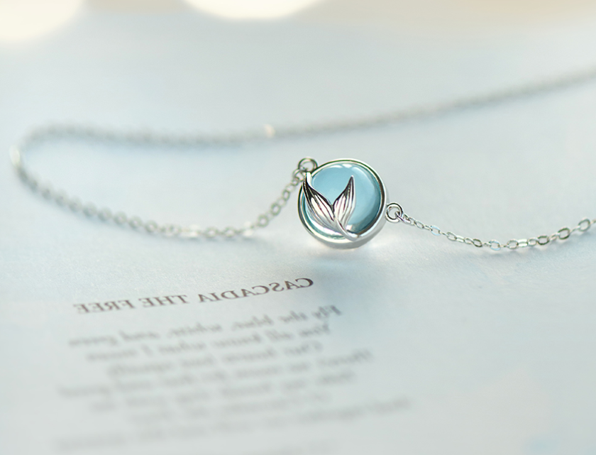 Mermaid bubble 925 silver necklace female net red ins pendant to send girlfriend temperament clavicle necklace