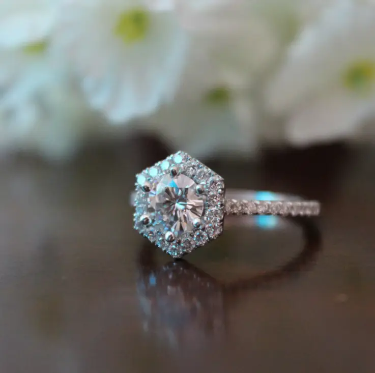 Artificial Mosang Diamond Jewelry Ring
