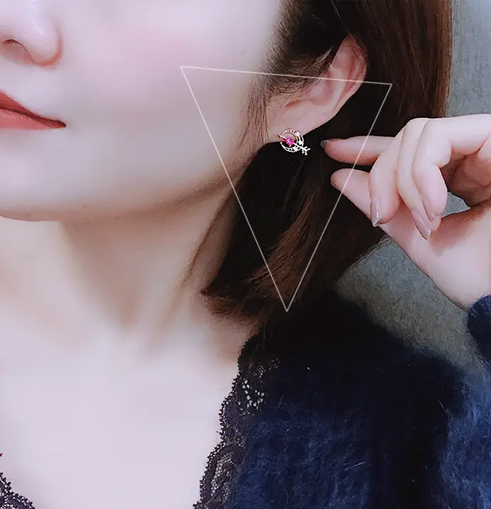 MOCHITO Chen two meters South Korea Dongdaemun new 925 silver needle ear nails female AB asymmetric arrow love