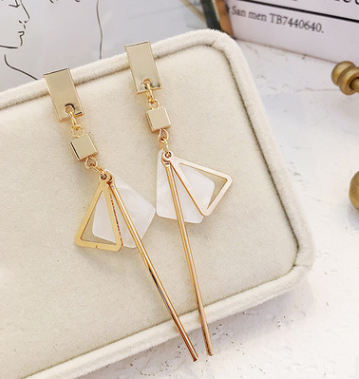 Long personality, colorful earrings