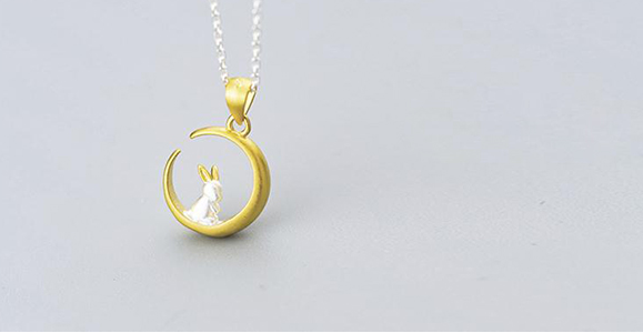 lovely sweet Mori Moon Rabbit Pendant 925 Silver Plated Clavicle Short Necklace Gift