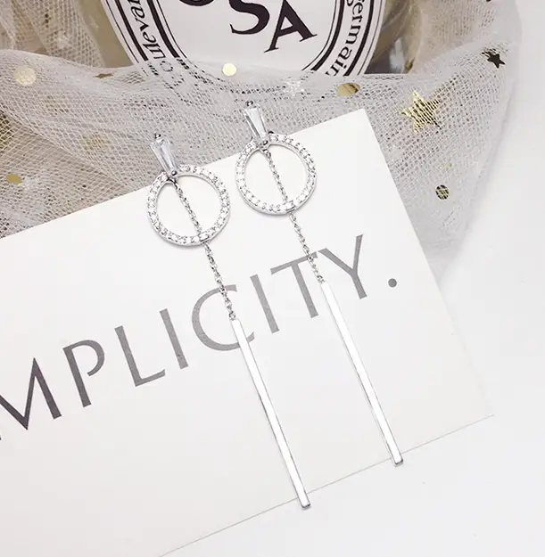 Simple Circle Earrings feminine temperament Korean personality Baitao Earrings long ear clips tasseled earrings and moist ear ornaments