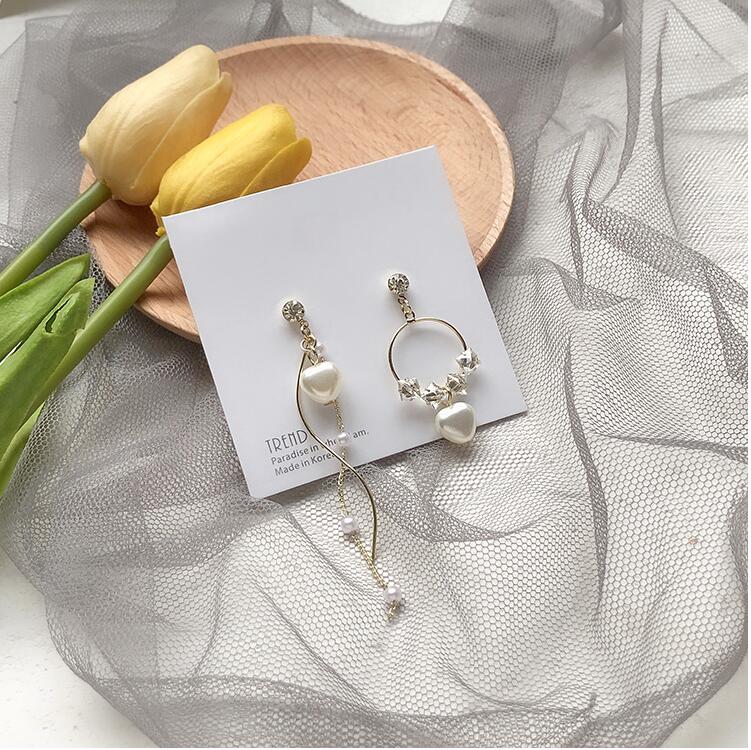 Smile to Warm Super Fairy Pearl Zircon Asymmetric Earrings Korean Temperament Long for Round Face Slender Ear Nails