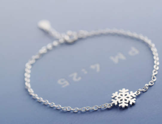 Brushed snowflake bracelet