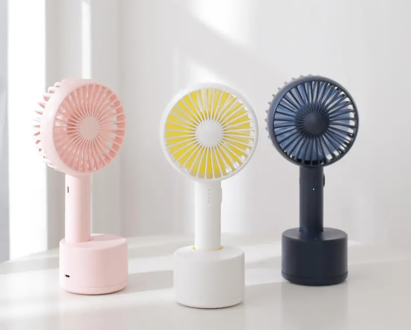 Explosion Desktop Fan Can Shake the Head Handheld Mini