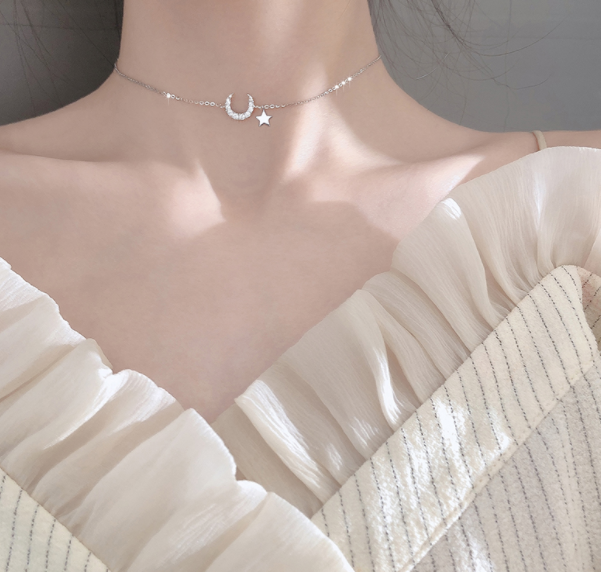 Moon stars pull necklace