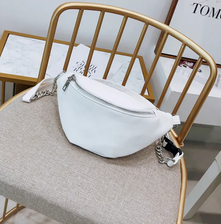 Close-fitting pocket - White