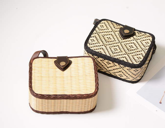 Handmade bamboo square leather buckle bag