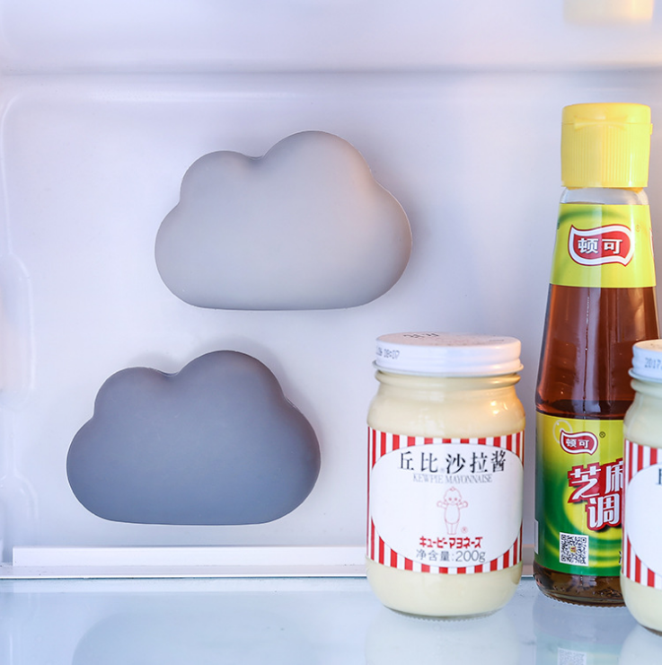 Suction cup type odor removal activated carbon