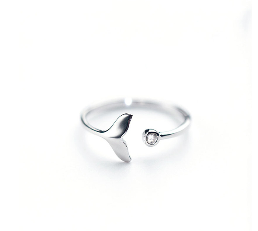 Stylish zircon mermaid ring