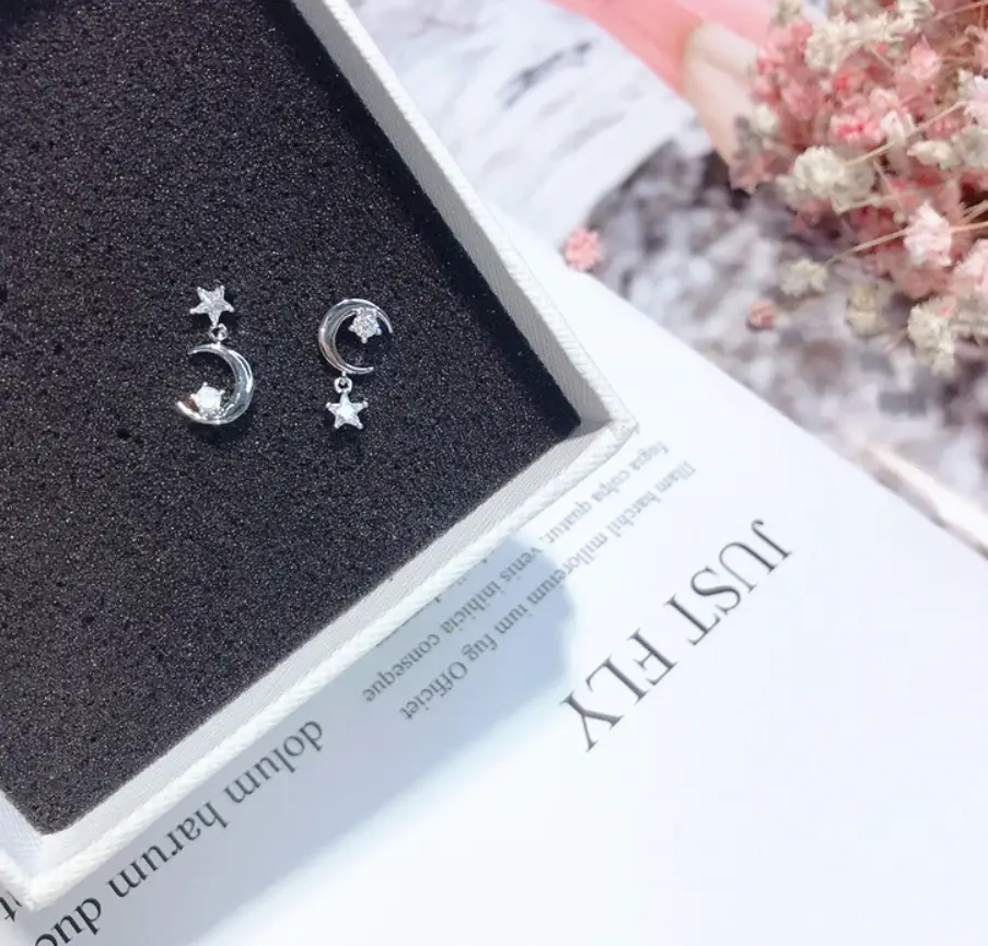 Asymmetrical star moon earring