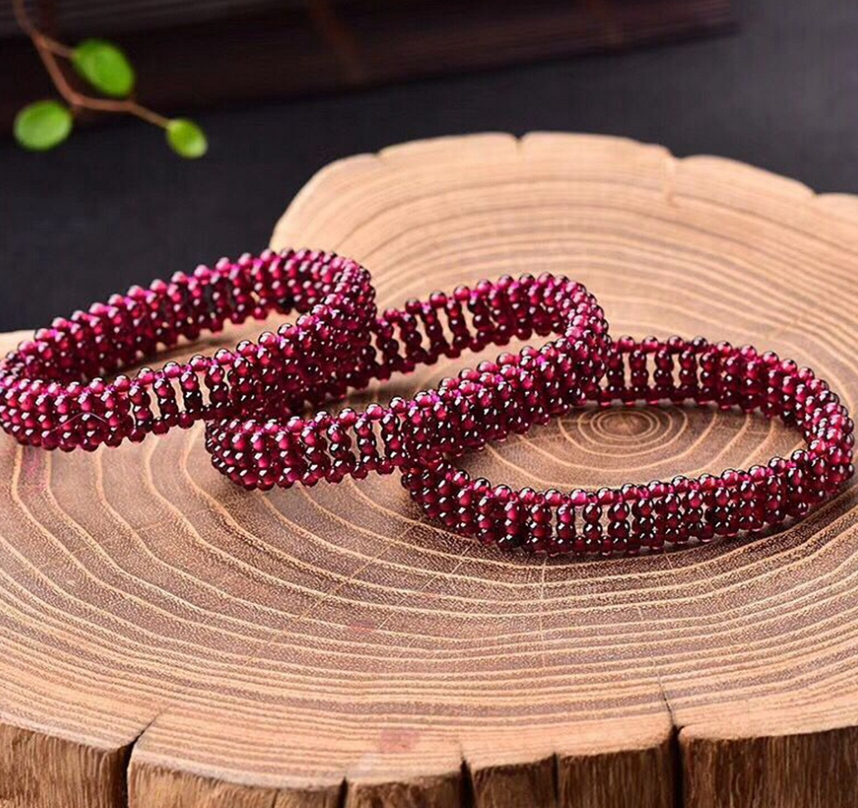 Natural wine red garnet bracelet