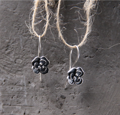 S925 Vintage Silver Rose Earrings