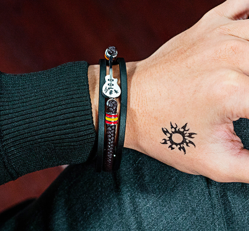 Men's guitar bracelet