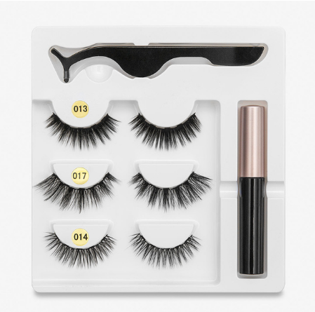 A Pair Of False Eyelashes With Magnets In Fashion Mixed C - Shop at LoveMi