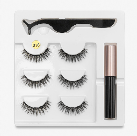 A Pair Of False Eyelashes With Magnets In Fashion 018 Style - Shop at LoveMi