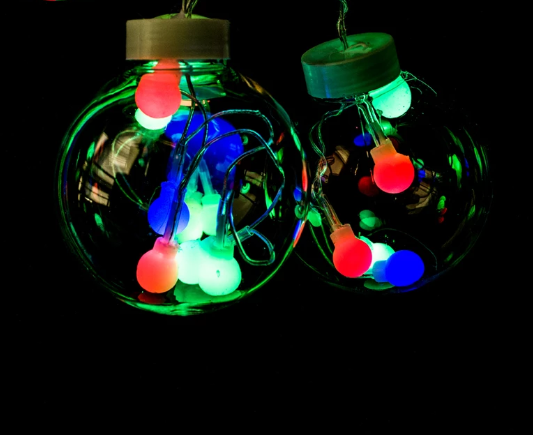 Glowing wave ball