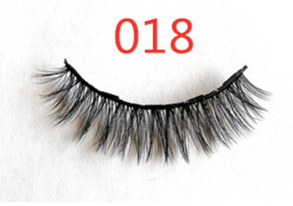 A Pair Of False Eyelashes With Magnets In Fashion 5Pc 018 1 Pair Eyelashes - Shop at LoveMi