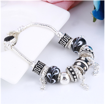 Glass handmade beaded bracelet