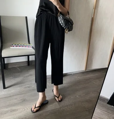 Elastic pleated pants Black - Shop at LoveMi