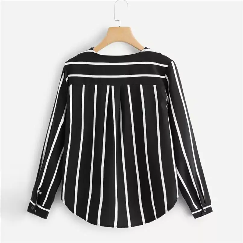 V-neck long-sleeved shirt