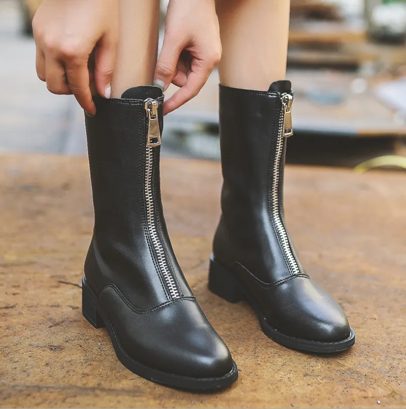 Front zipper booties - Black