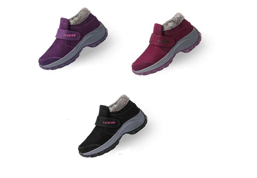 أحذية نسائية دافئة