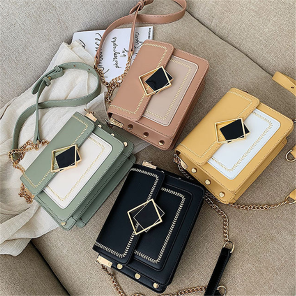 Wild chain small bag