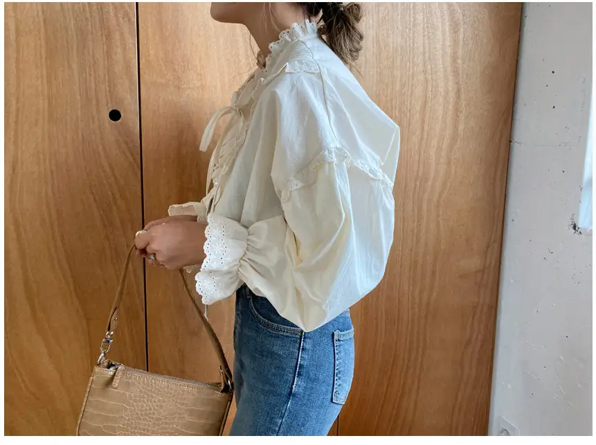 Lace-up pleated long sleeve lining