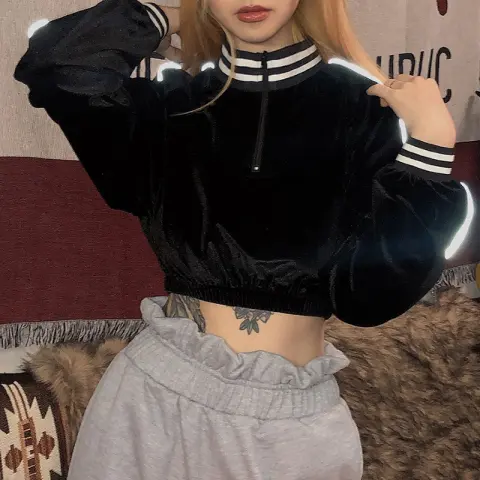 Crop T-shirt Top