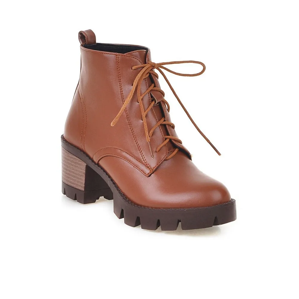 Boots with round head and thick heel - Brown