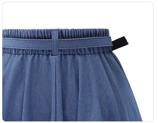 High waist mid-length denim skirt