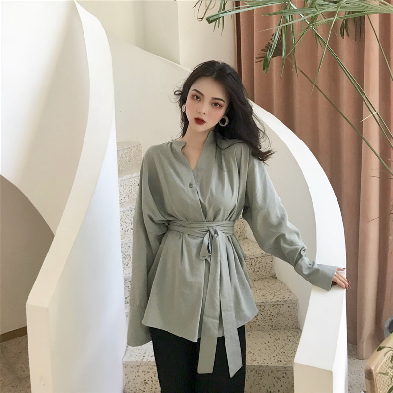 Lace-up long-sleeved shirt